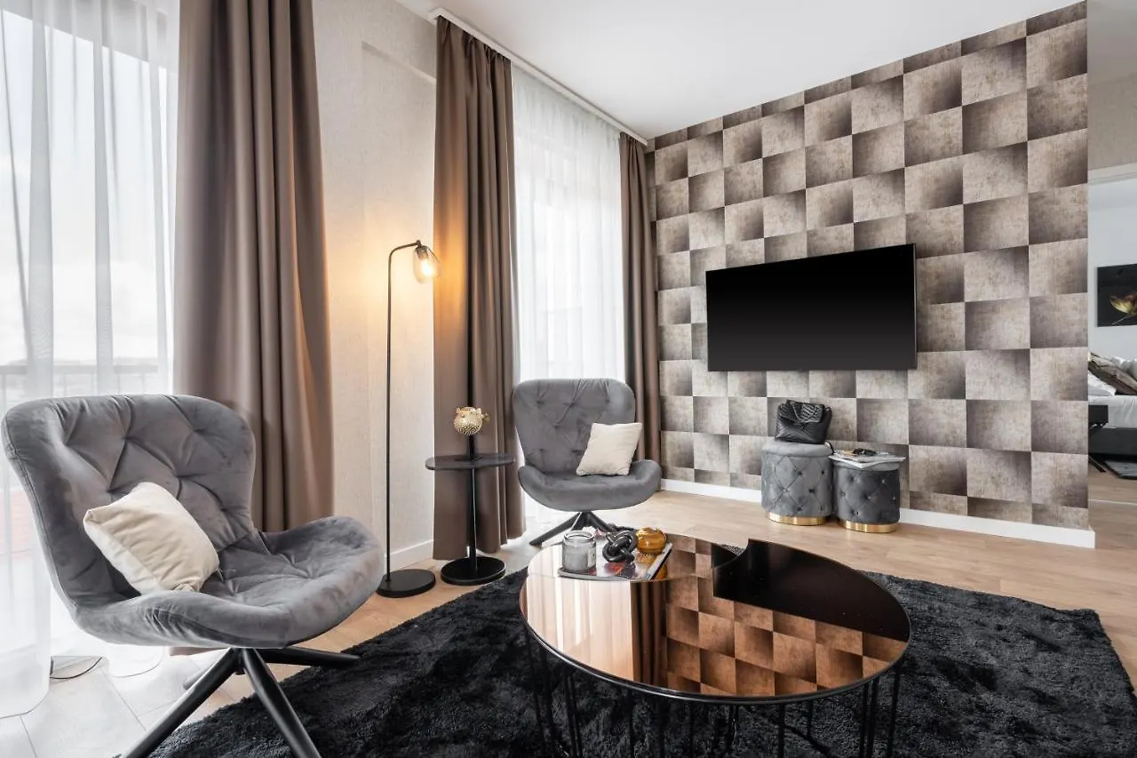 The Rose Garden Apartments Pot- Parking بودابست المجر