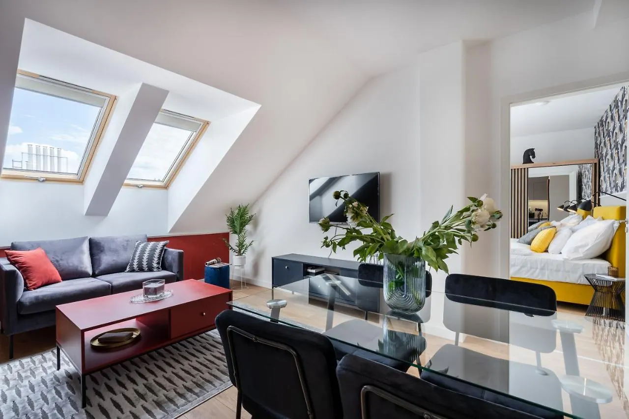 The Rose Garden Apartments Pot- Parking Budapest
