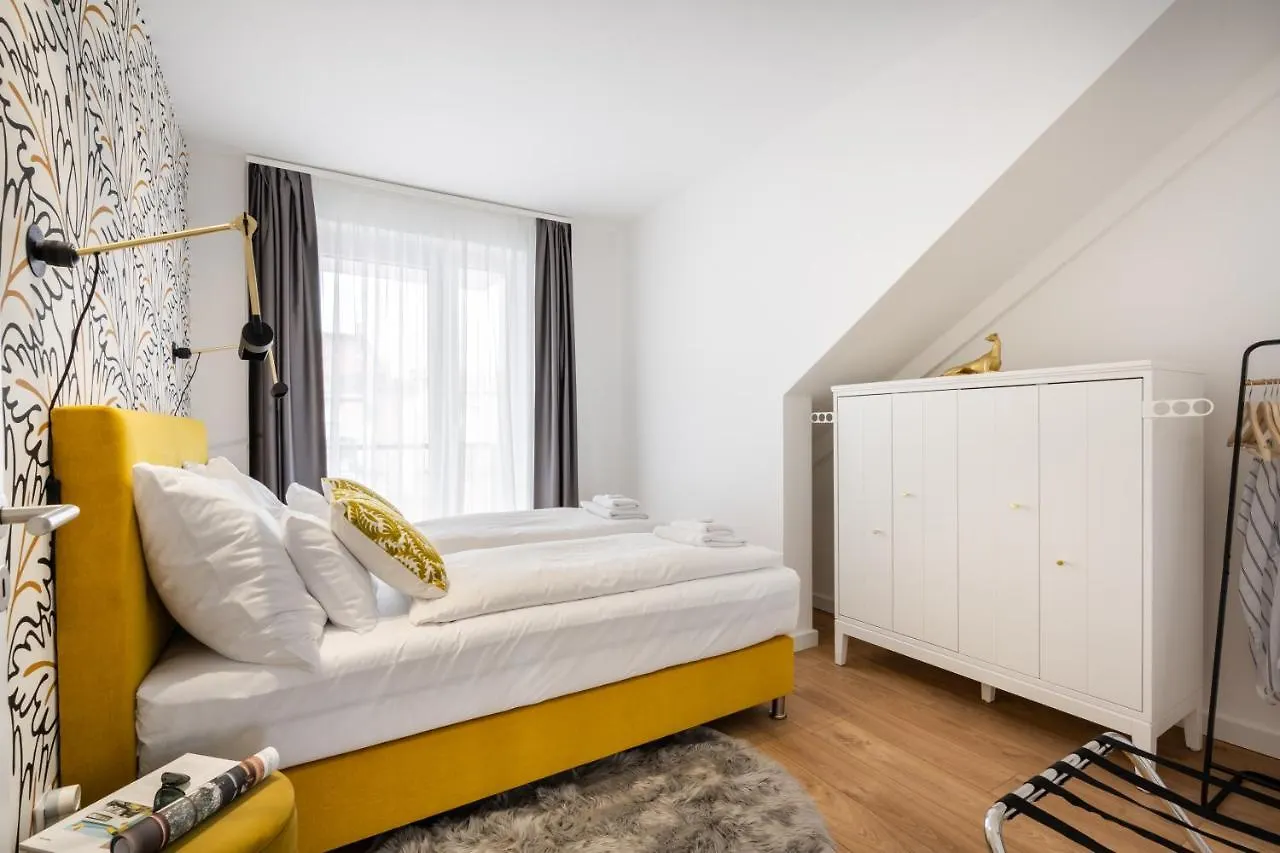 The Rose Garden Apartments Pot- Parking Budapest 0*,